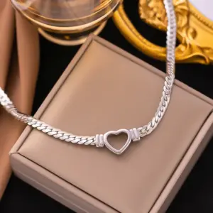 Wholesale PVD Coated Real Gold Plated 18K Gold Heart Shape 304 Stainless Steel Vacation Waterproof Non Tarnish Bracelets Necklace