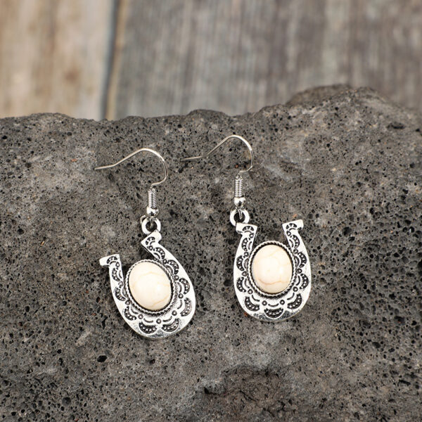 Wholesale Bohemian Retro Style U-Shaped Inlaid White Earrings