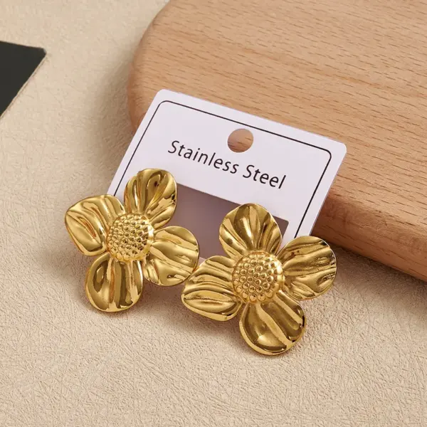 Wholesale Elegant Hollow Out Ins Style 304 Stainless Steel Electroplated Leaf And Flower Stud Earrings Fashionable And Durable For Daily Wear