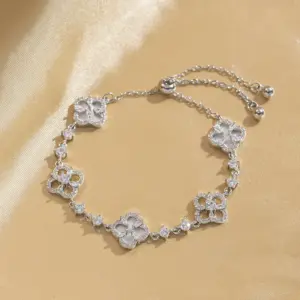 Silver Real Shell Four-Leaf Clover Bracelet