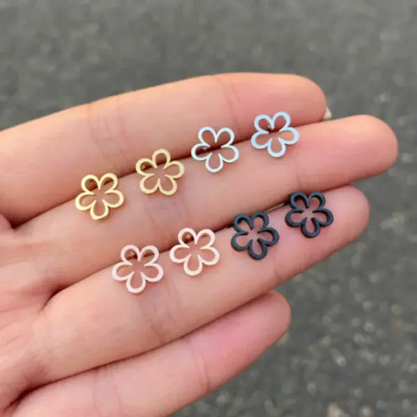 PVD Coated 18K Gold Real Gold Plated Flower 304 Stainless Steel Fashion Waterproof Non Tarnish Ear Studs