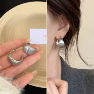 9# Silver Brushed Stud Earrings (Silver Needle)
