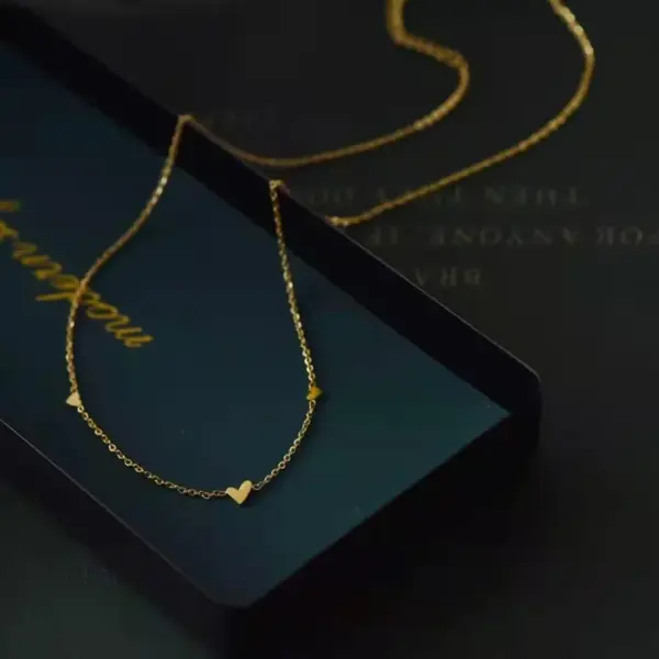 Wholesale Jewelry Simple Style Heart Shape 304 Stainless Steel 18K Gold Plated Plating Stainless Steel Necklaces