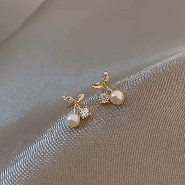 Wholesale 1 Pair Sweet Simple Style Cherry Plating Inlay Copper Pearl Zircon 14k Gold Plated Ear Studs