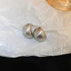 11# Silver Needle-Silver C- Shaped Beanie