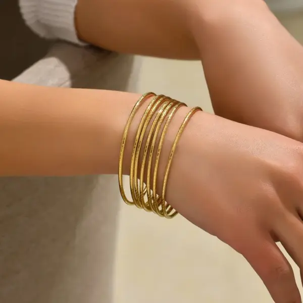 Glam Simple Style Circle 201 Stainless Steel Bangle In Bulk