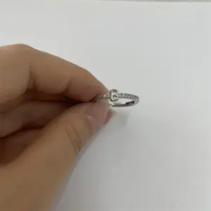 Real Platinum-Letter B / One Size