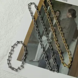 PVD Coated Real Gold Plated U Shape 304 Stainless Steel Hip-Hop Simple Style Waterproof Non Tarnish Bracelets