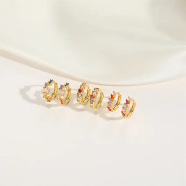 Wholesale 1 Pair Elegant Simple Style Round Plating Inlay Copper Zircon 14K Gold Plated Earrings