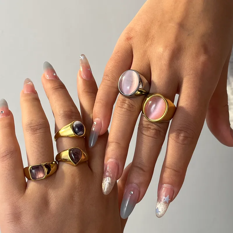 Wholesale Advanced Romantic Stainless Steel 18K Gold Plating Oval Inlaid Opal Ring