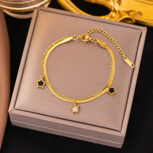 Wholesale PVD Coated Real Gold Plated 18K Gold Star Heart Shape 304 Stainless Steel Casual Simple Style Waterproof Non Tarnish Bracelets Necklace