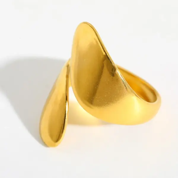 Wholesale Simple Sexy Geometric Open Ring Stainless Steel Vacuum Plated 18K Gold Casual Elegant Beachy Versatile Women's Ring All Seasons