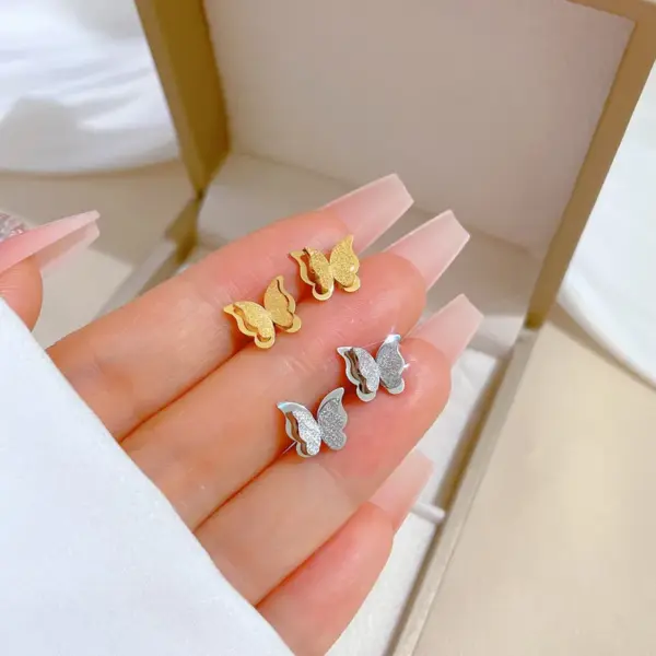 Electroplating Golden Plated Butterfly Titanium Steel Simple Style Ear Studs