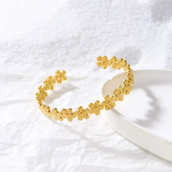 Vacation Classic Style Starfish 304 Stainless Steel Bangle In Bulk