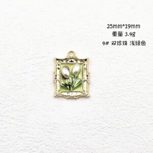 4 pairs of pearls light green