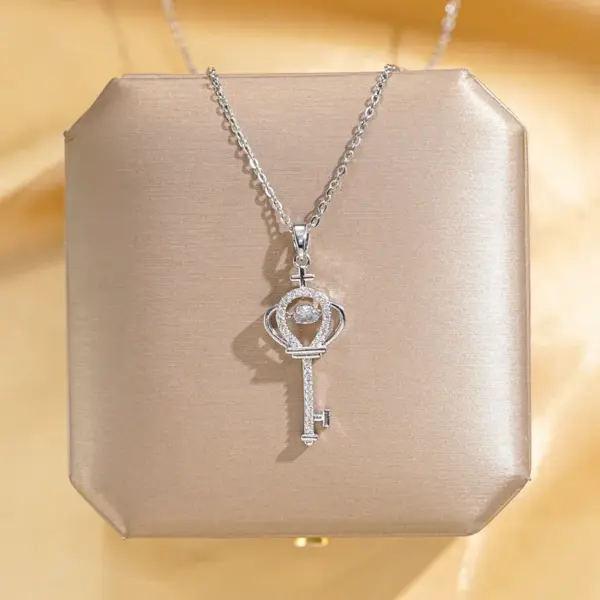 Wholesale 304 Stainless Steel Copper Solid Color Water Plating Zircon White K Plated Elegant Glam Plating Inlay Silver Pendant Necklace