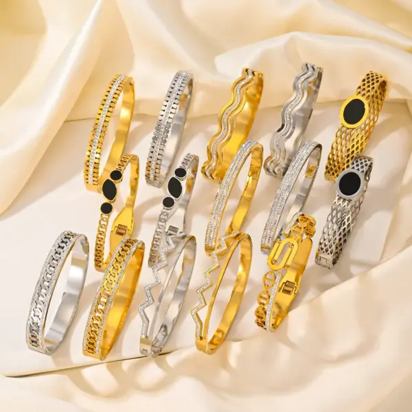 304 Stainless Steel Solid Color PVD Coated Rhinestones 18K Real Gold Plated Elegant Romantic Waterproof Non Tarnish Inlay Gold Sier Bangle