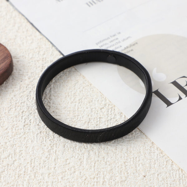 Wholesale Cross-border European and American Style Bracelet Advanced Sense Simple Stretchable Metal Bracelet Personalized Trendy Cool Arm Ring Shirt Pressing Sleeve Ring