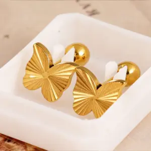 Gold / Average Size / Style 1