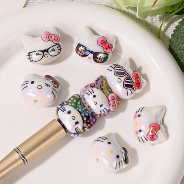 Wholesale Color-plated cute 3D cat head straight hole beads