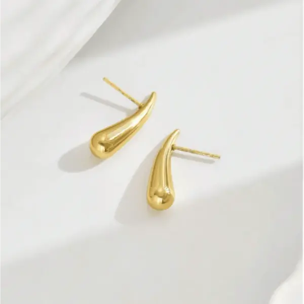 Wholesale Real Gold Plated Water Droplets Solid Color 304 Stainless Steel Simple Style Waterproof Non Tarnish Ear Studs