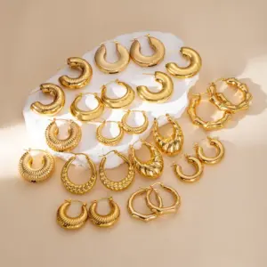 Wholesale Elegant Geometric Hollow C-Shape Hoop Earrings Stainless Steel Vintage Feel Style Women's Fashion Jewelry