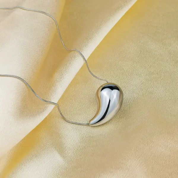 304 Stainless Steel Solid Color PVD Coated 18K Real Gold Plated Basic Modern Style Waterproof Non Tarnish Plating Pendant Necklace