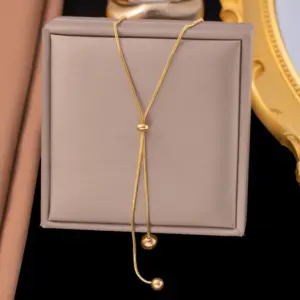 H1181 Necklace Gold round Snake Size Ball
