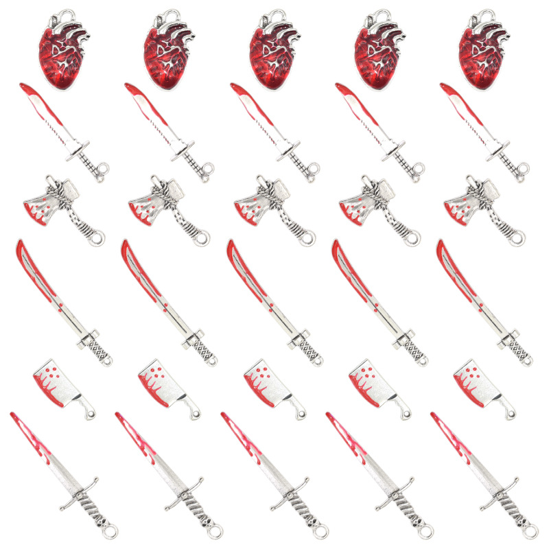 Wholesale Gothic style simulation sword axe heart organ ipping Doll Aessories