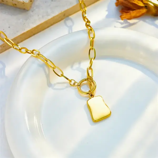 PVD Coated 18K Gold Plated Square 304 Stainless Steel Korean Style Waterproof Non Tarnish 304 Stainless Steel Necklace