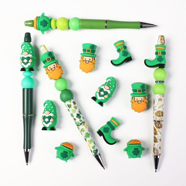 Wholesale Clover 3D Silicone Beads, St. Patrick's Day Ornamental Beads (Focal Beads)