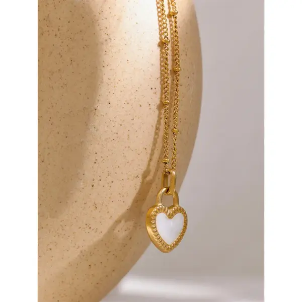 Wholesale Jewelry Simple Style Heart Shape 304 Stainless Steel Acrylic 18K Gold Plated Plating Stainless Steel Necklaces