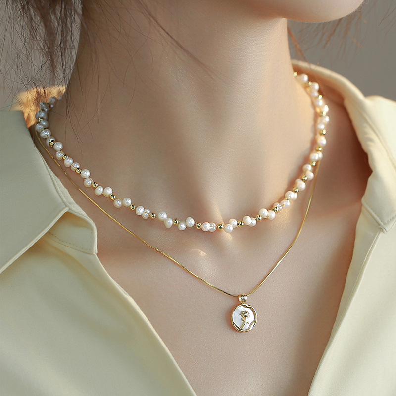 Wholesale Rose Stacked Double-Layered Pearl Necklace Aessories for Women Summer High-End Clavicle Chain Aessible Luxury Niche Necklace Jewelry