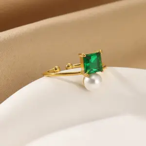 G6247824G-2 / Adjustable Opening