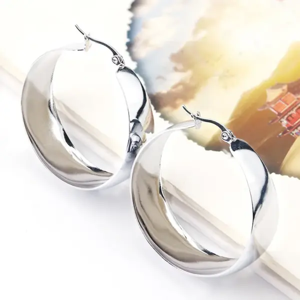 Wholesale 1 Pair Simple Style Commute Geometric Plating Titanium Steel Earrings