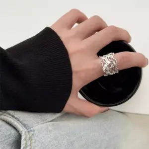 JZ1405 / Adjustable Opening