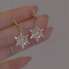Wholesale fashion elegant snowflake Christmas earrings