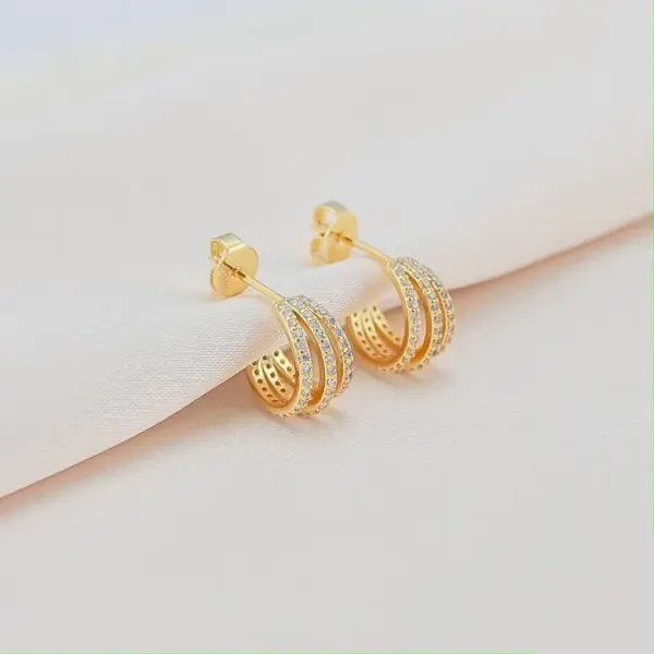1 Pair Simple Style C Shape Plating Inlay Copper Zircon Gold Plated Ear Studs