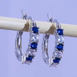 Wholesale Fashion Animal Copper Artificial Gemstones Earrings