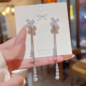 E0071 Silver Needle