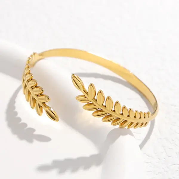 Wholesale Fashion Grain 304 Stainless Steel 18K Gold Plated Stainless Steel Bracelets In Bulk