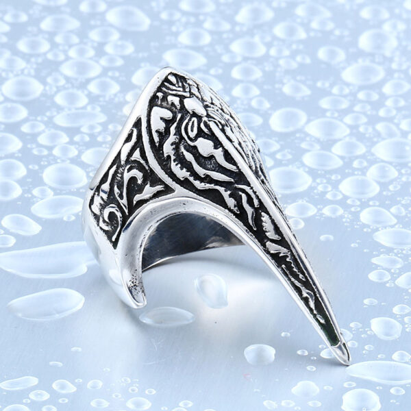 Wholesale personalized vintage jewelry steel carved armor ring