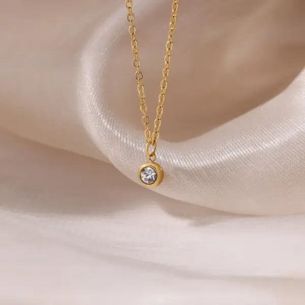 Wholesale 304 Stainless Steel Round Water Droplets Heart Shape PVD Coated Artificial Pearls Zircon 18K Real Gold Plated Elegant Romantic Simple Style Plating Regular Lobster Trigger Clasp Closure Pendant Necklace