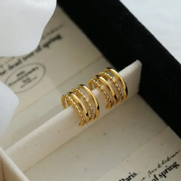 304 Stainless Steel Solid Color PVD Coated 18K Real Gold Plated 18K Gold Simple Style Classic Style Waterproof Non Tarnish Plating 18K Gold Ear Cuffs