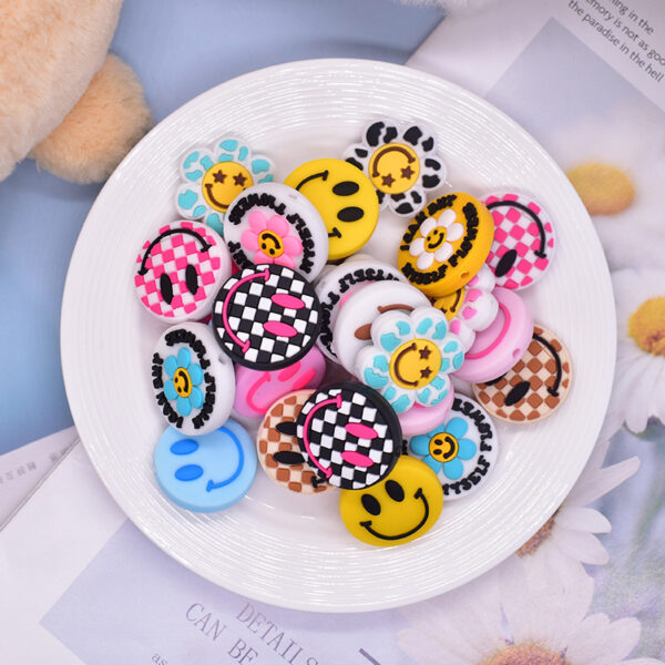 oly-4b5e7d87b4fb8b2f5dc3e76b6a309c94 Wholesale Flower expression pattern bead