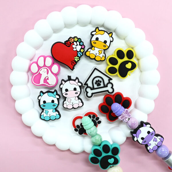 oly-4b5f61e57c86c62344fb96652fa1d733 Wholesale Random 100pcs Dog Paw Series Creative Ballpoint Pen Bead