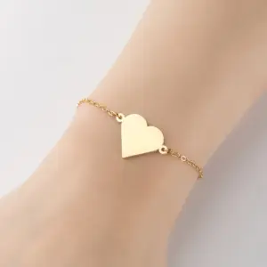 Heart-Shaped / Gold