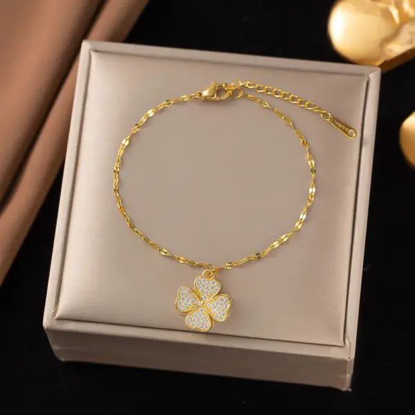 Wholesale Copper Four Leaf Clover Electroplated 18K Real Gold Plated Elegant Waterproof Non Tarnish Bracelets Earrings Necklace