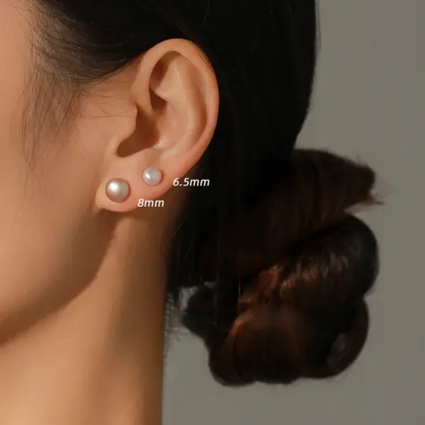 Wholesale 1 Pair IG Style Elegant Sweet Oval Plating 925 Sterling Silver Freshwater Pearl Stone-Free Electroplated Silver Plated Women's White Pink Purple Ear Studs