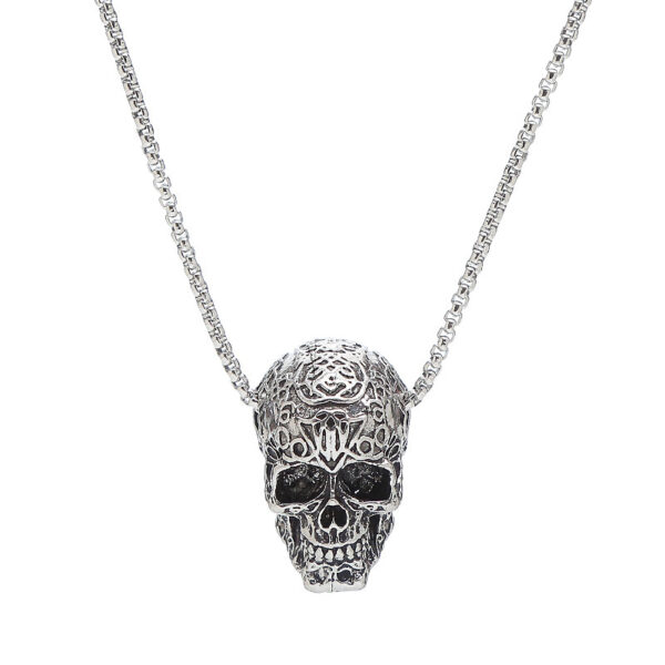 Wholesale Retro Hip Hop Stainless Steel Skull Necklace Women Men's Domineering Skull Pendant Necklace Bohemian Style Jewelry
